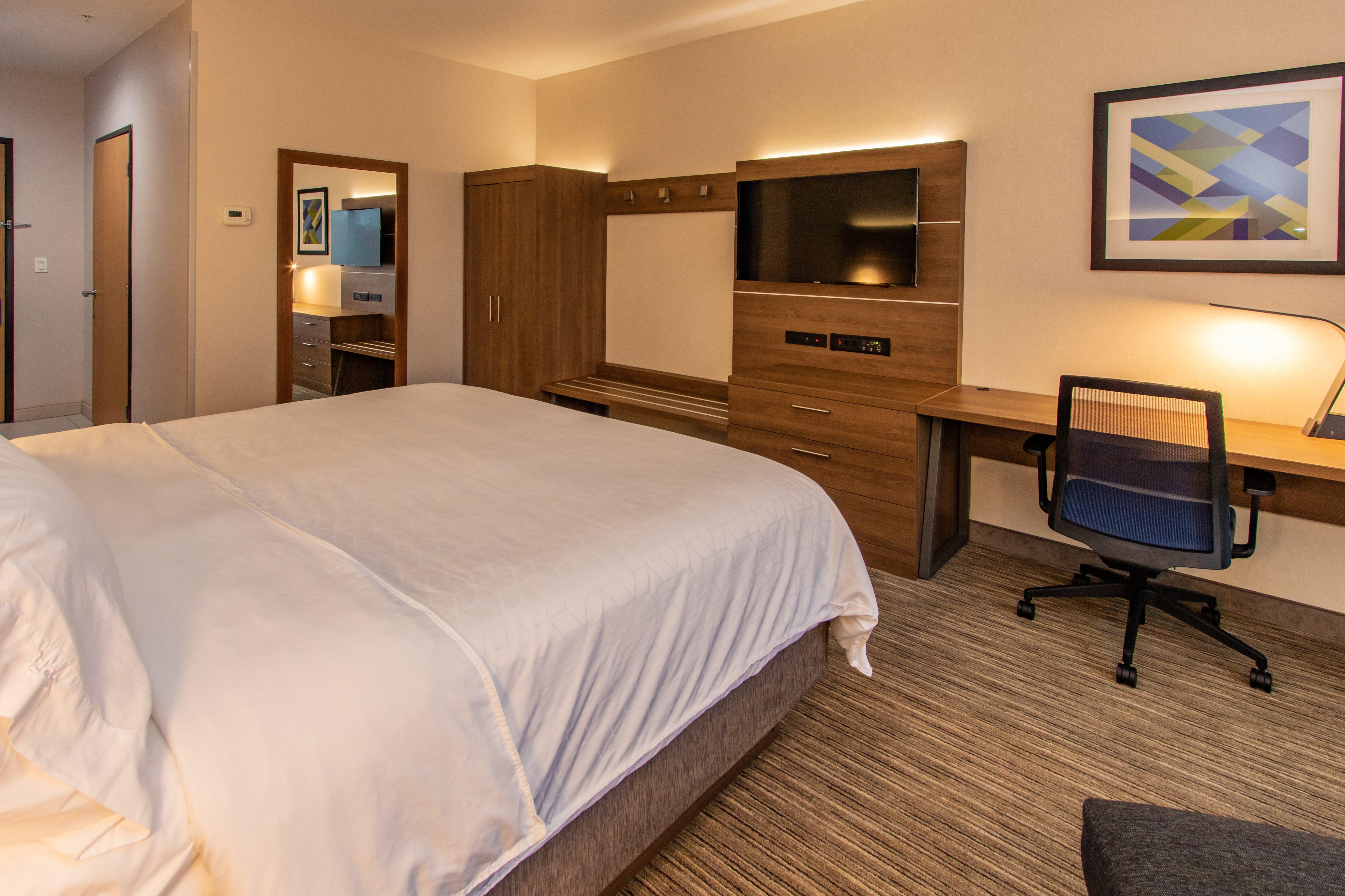 Holiday Inn Express Hotel & Suites Roseville - Galleria Area By Ihg Ngoại thất bức ảnh