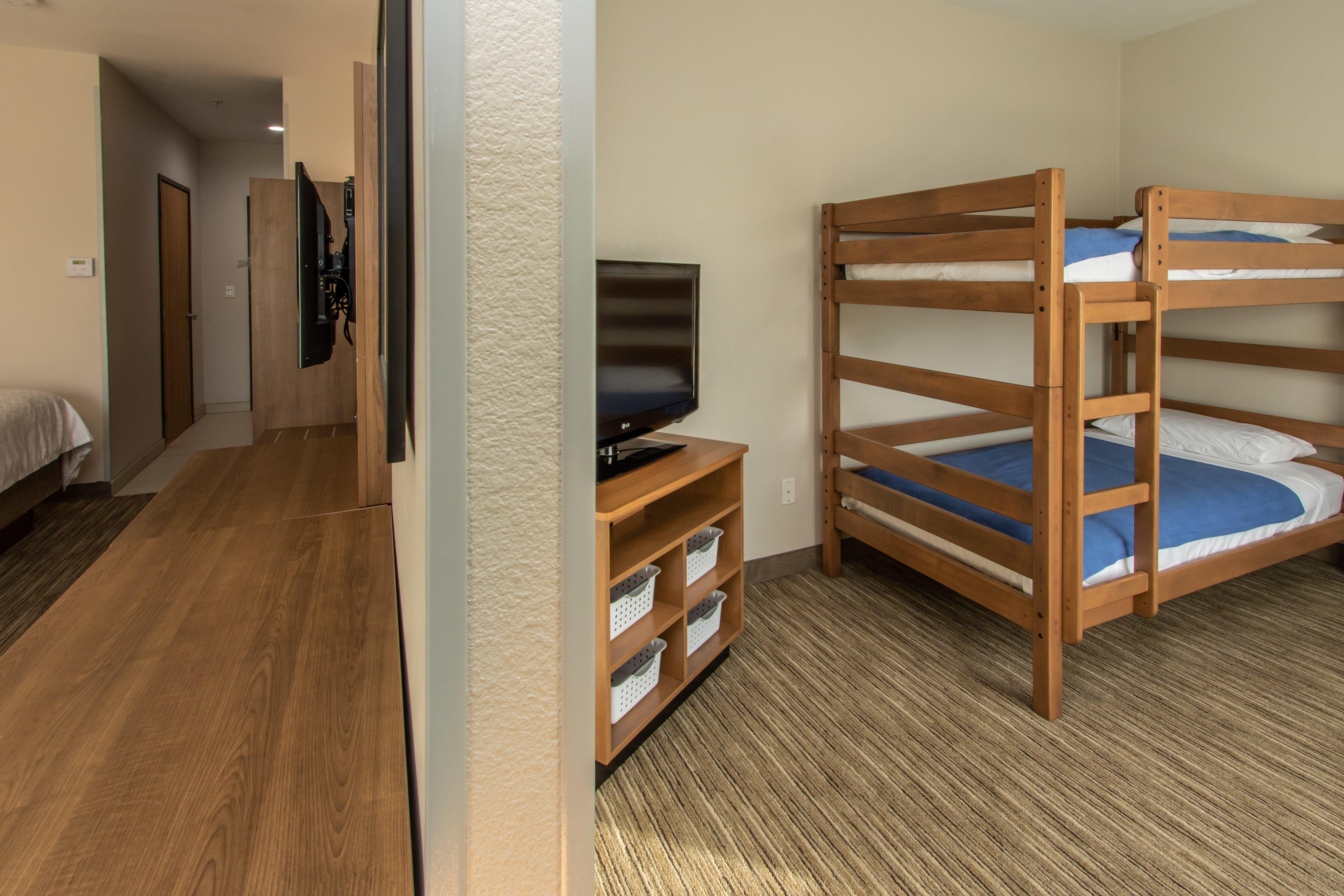 Holiday Inn Express Hotel & Suites Roseville - Galleria Area By Ihg Ngoại thất bức ảnh