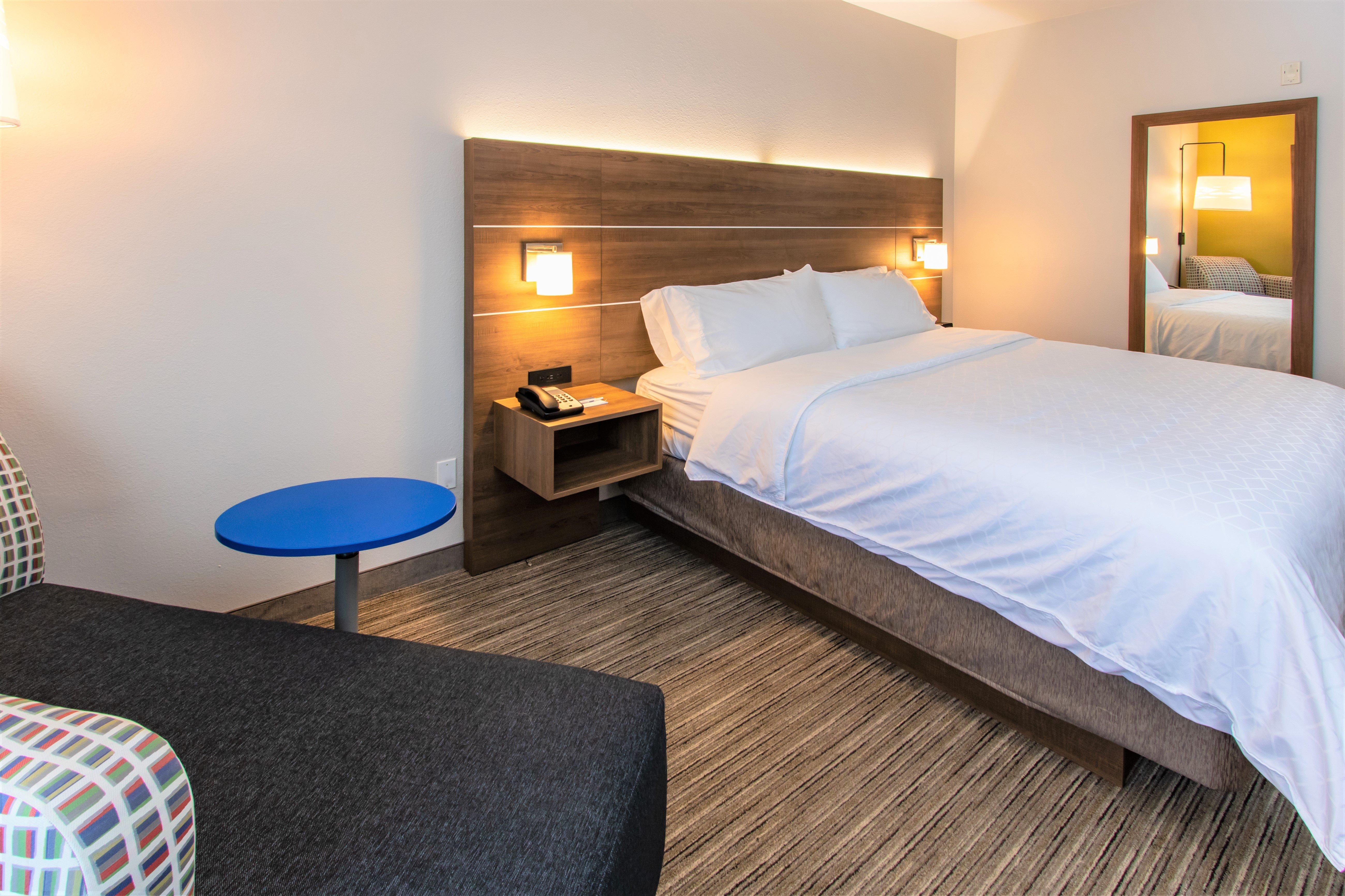 Holiday Inn Express Hotel & Suites Roseville - Galleria Area By Ihg Ngoại thất bức ảnh