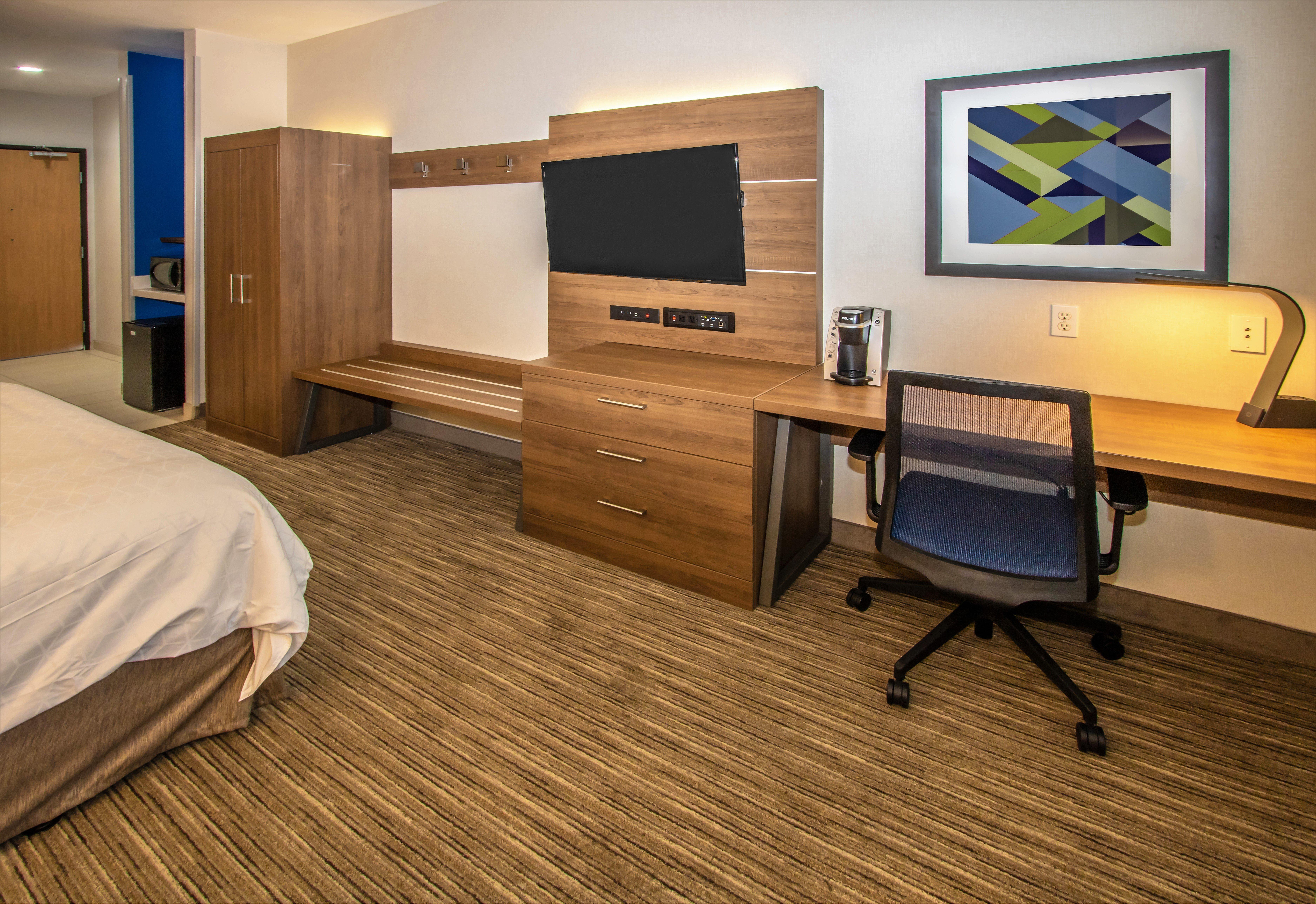 Holiday Inn Express Hotel & Suites Roseville - Galleria Area By Ihg Ngoại thất bức ảnh