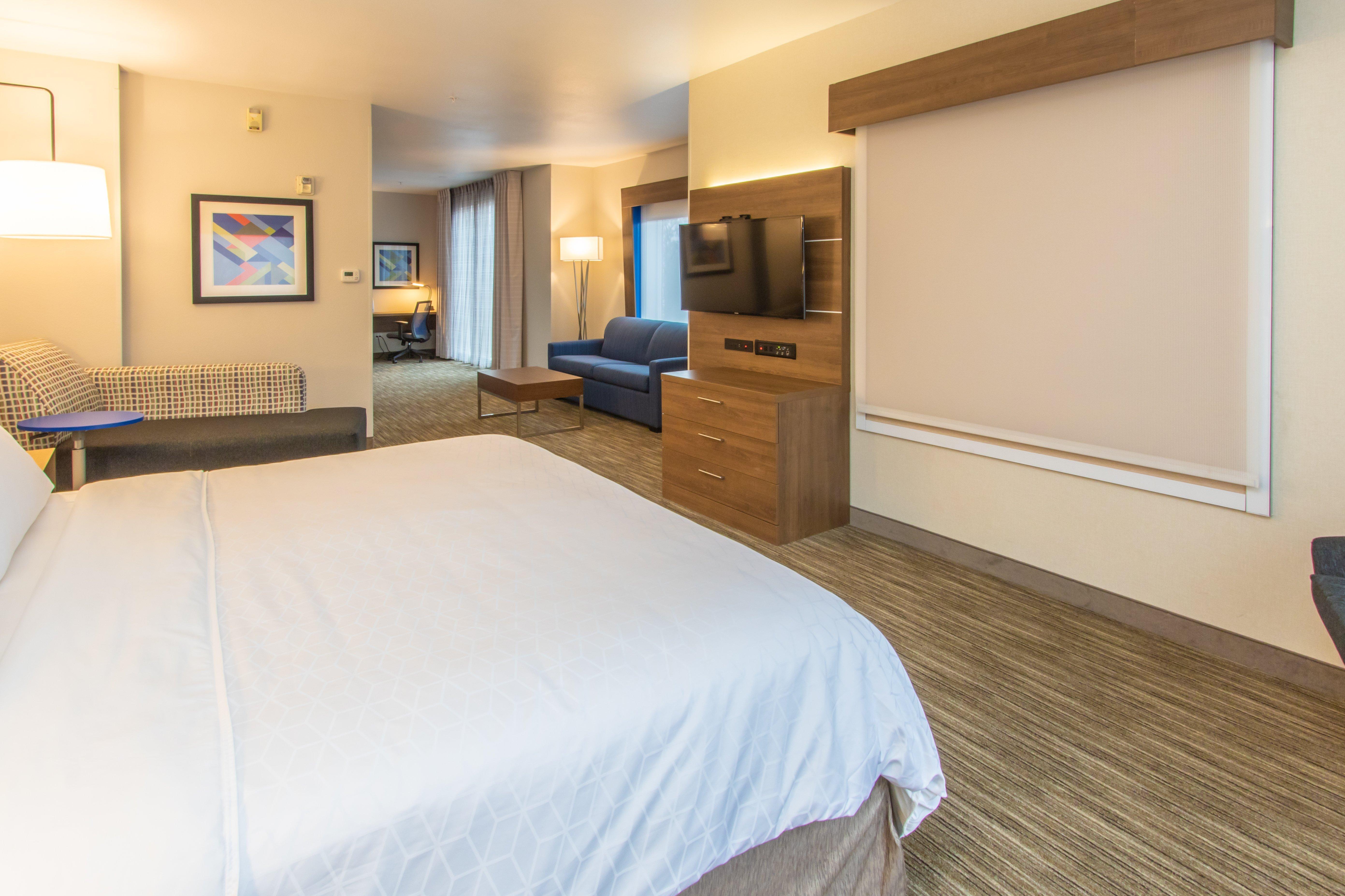 Holiday Inn Express Hotel & Suites Roseville - Galleria Area By Ihg Ngoại thất bức ảnh