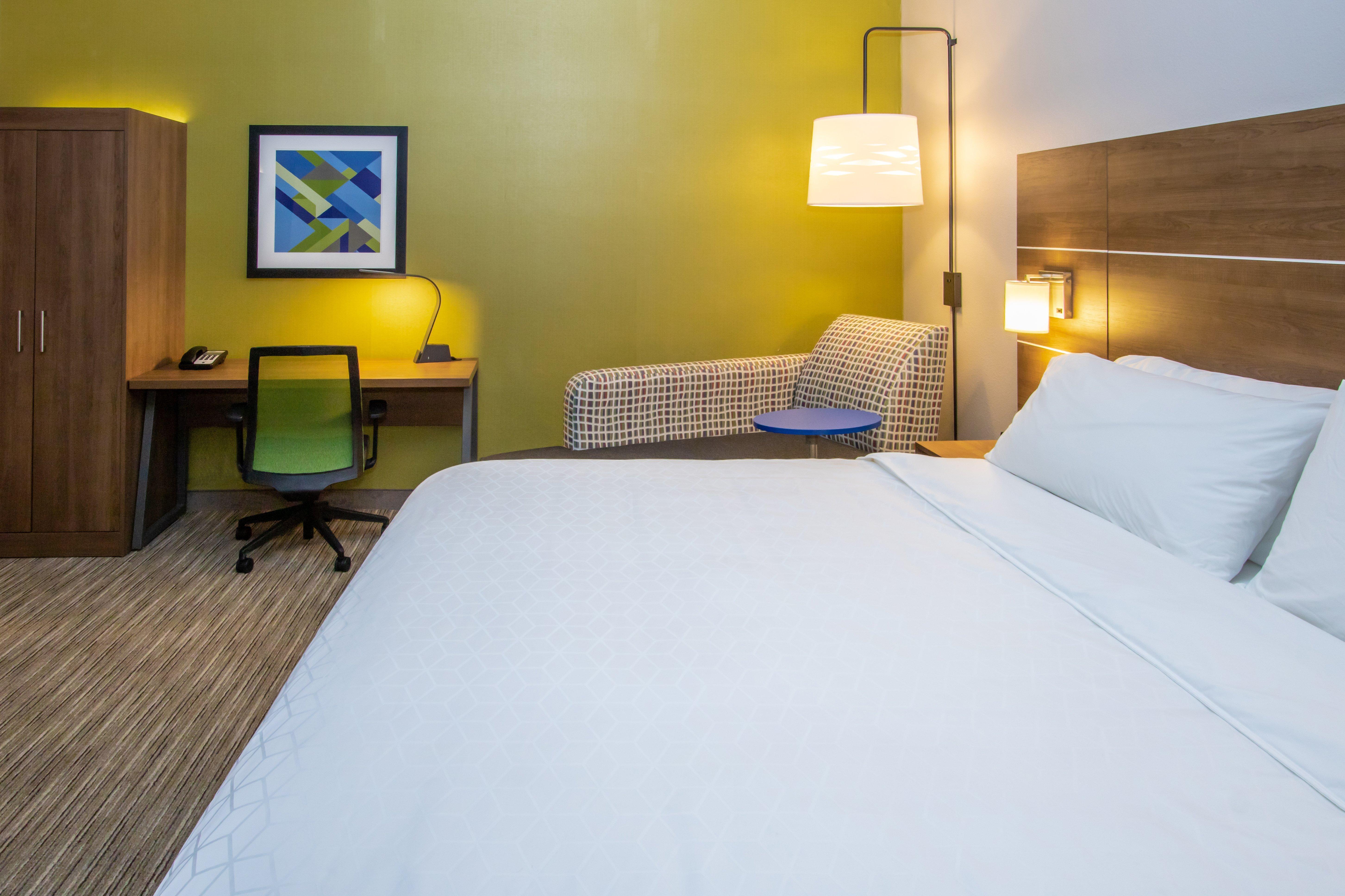 Holiday Inn Express Hotel & Suites Roseville - Galleria Area By Ihg Ngoại thất bức ảnh